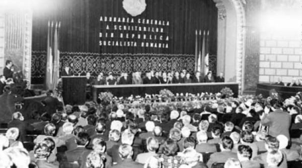 puneri in scena si lucraturi