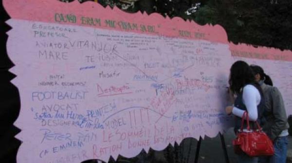 la panoul de onoare cu dorinte arzatoare