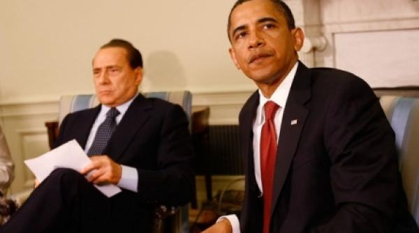 berlusconi glume pe seama bronzului familiei obama
