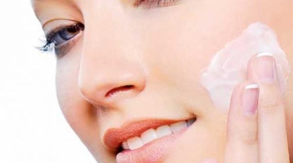 au cremele antiimbatranire varsta