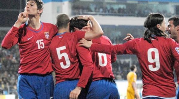 jucam contra refuzatilor