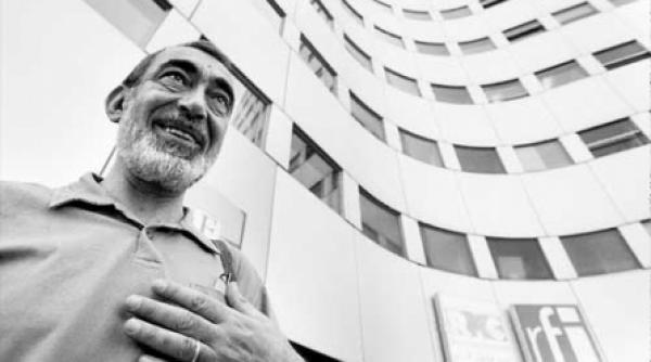 intre apatie si exasperare