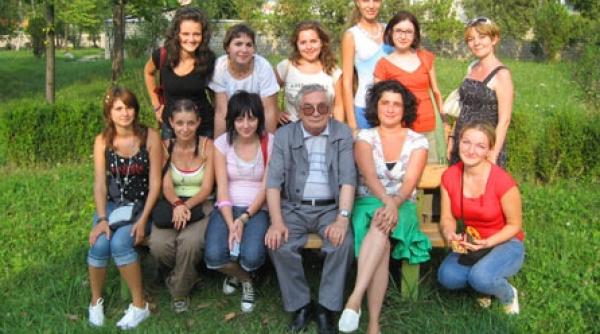 profesorului iubitoriu se cade a i multumi