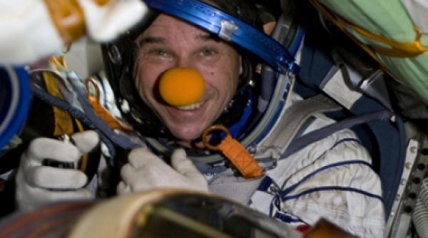 clovnul guy laliberte si a incheiat voiajul in spatiu