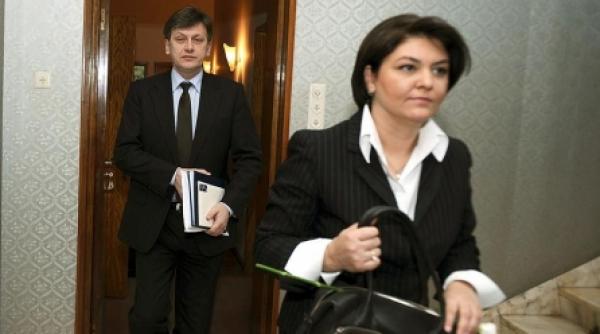 crin antonescu da m am casatorit a fost foarte frumos