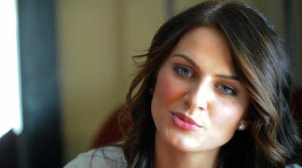 alexandra nechita cel mai mult imi doresc sa aduc o lucrare de a mea in romania