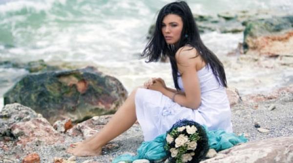 culeg vise si le tin ascunse pana vine cantecul potrivit