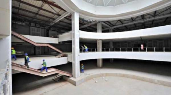 mall urile dispar unul dupa altul