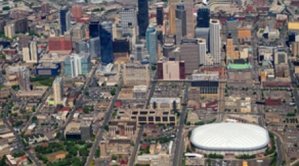 pilotii unui avion cu 147 de pasageri au uitat sa aterizeze pe aeroportul din mineapolis