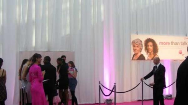 octombrie roz more than talk