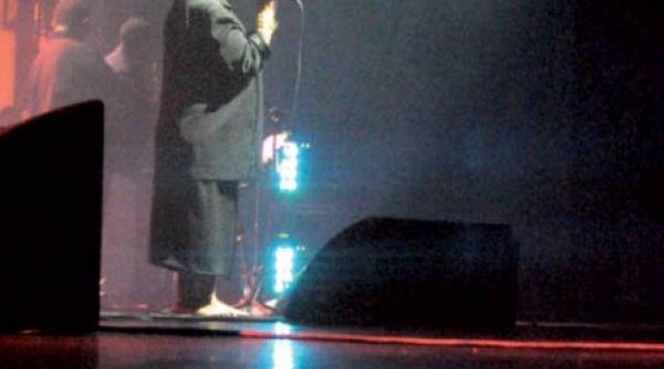 desculta prin cantece de dor