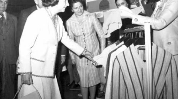 carticica de rugaciuni a elenei ceausescu