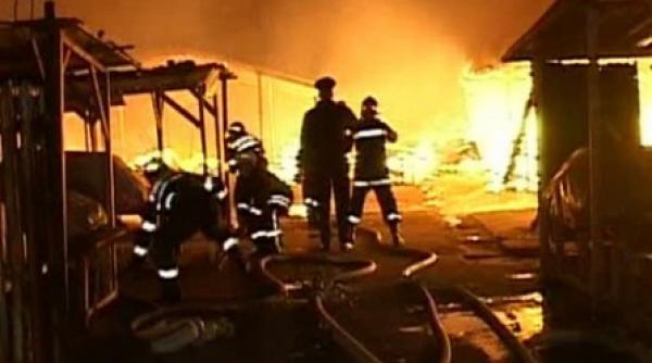 cel mai mare targ de haine din oltenia facut scrum