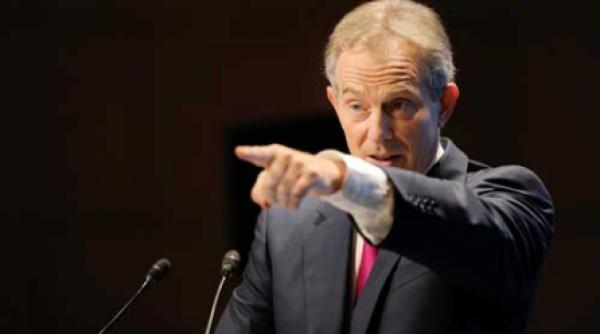 visurile lui tony blair rasturnate de pitici