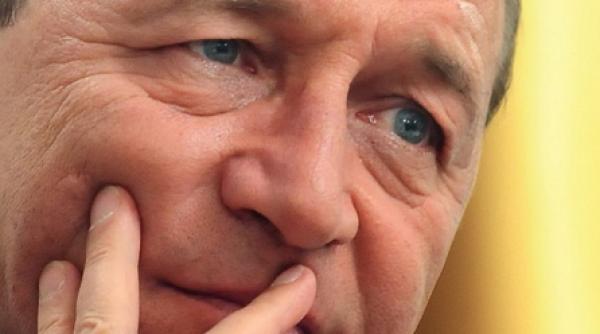 basescu vrea guvern de dreapta dar fara premier liberal