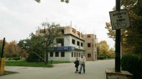 s a construit un bloc in parcul tineretului