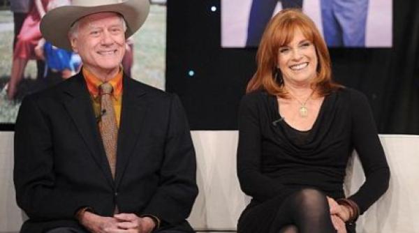 reintalnire sue ellen jr si bobby revine dallas pe micile ecran