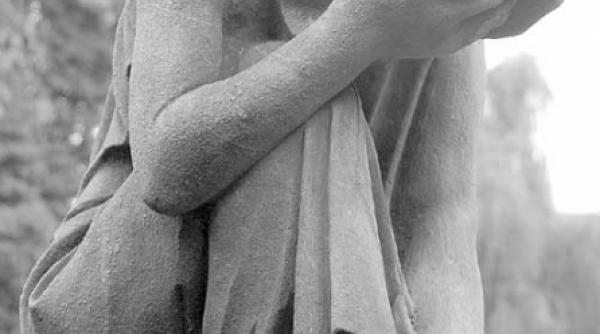 ca sa nu mai dea faceam pe mortu