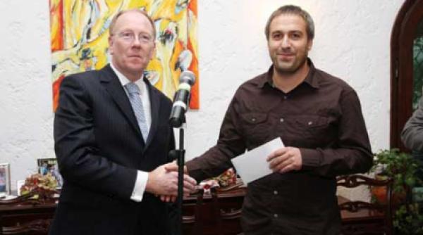 mimi branescu premiat de ambasada irlandei