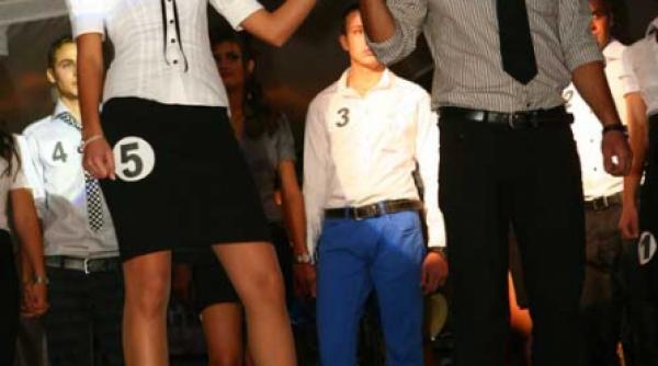 frumusetea e studenta la academia de politie