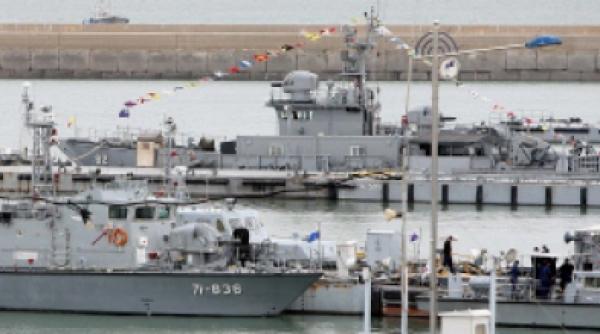 coreea de sud a trimis doua nave de razboi in marea galbena