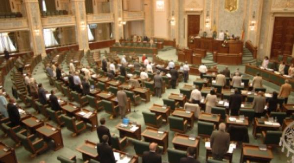 guvernul demis abilitat de senatori sa vina cu bugetul de stat in parlament