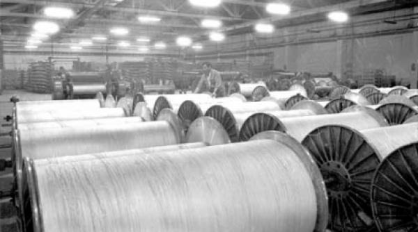 istorii tesute din fire si fibre sintetice toarse la braila