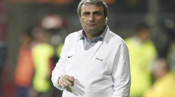 stoichita pradat de hoti