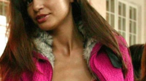 fite de izvorani by monica columbeanu