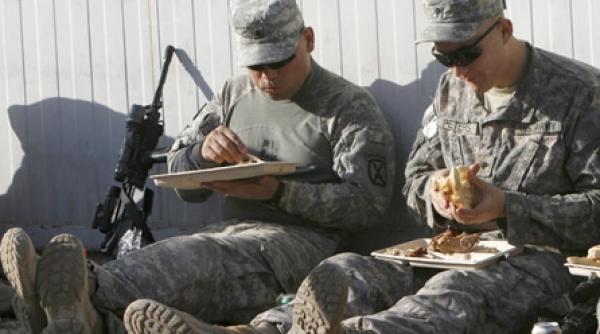 hrana noul inamic al armatei