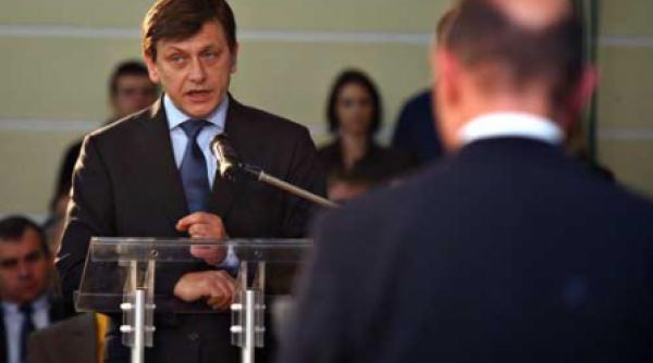 atac la viata personala