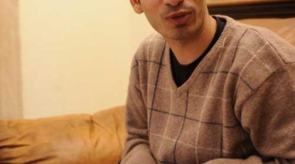 crescut in orfelinat student la medicina