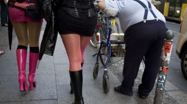 prostituatele romance intre criza si frig