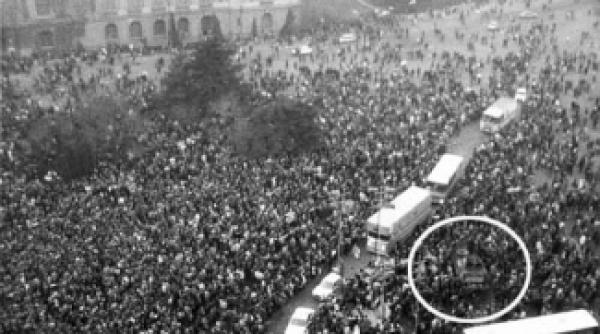 vuietul produs de o masina a armatei