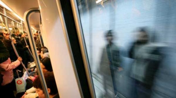 metroul circula de azi