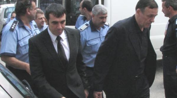 respinsi si la prahova