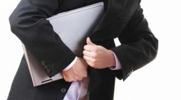 angajatii necinstiti