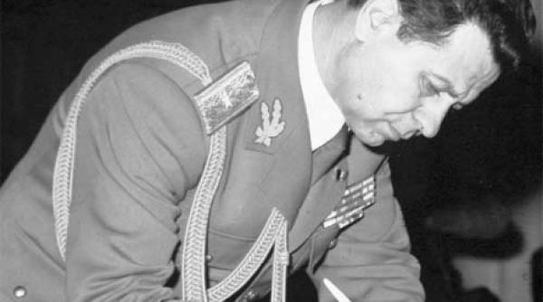 cum l a anuntat gorbaciov pe presedintele rsr de reuniunea de la malta