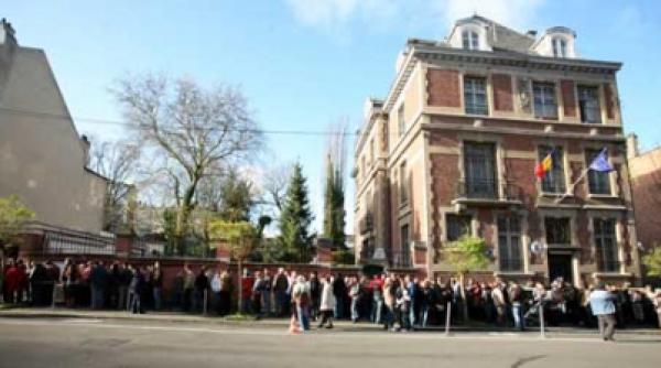 cozi si record in strainatate