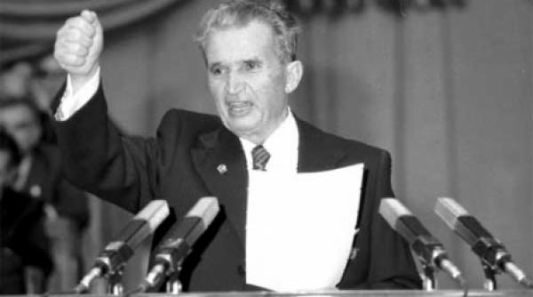 eminentul strateg reales cu unanimitate