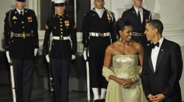 dineu cu vedete legume si rochii lungi