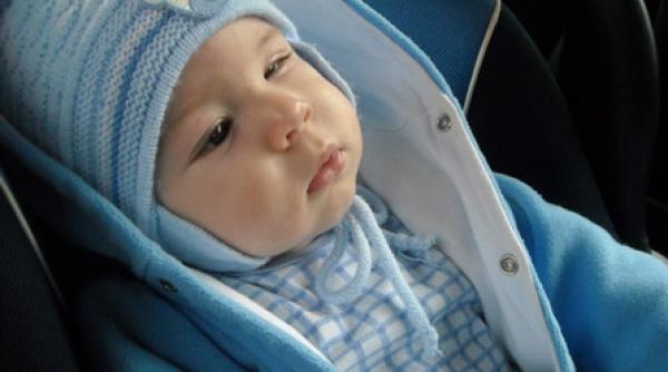 as opri si timpul pentru rares