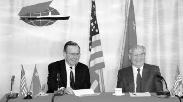 intalnirea bush gorbaciov din malta si lech walesa spaimele ministrului de externe al lui ceausescu