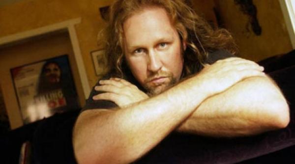 scenaristul filmului pulp fiction reincarcerat din cauza unor mesaje de pe twitter