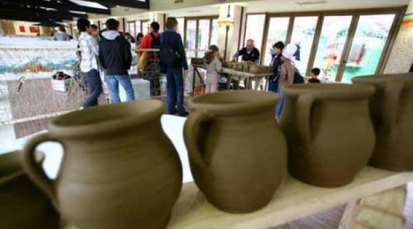 se aprind beculetele