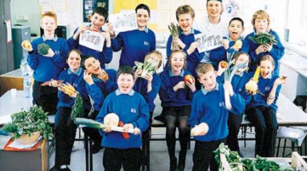 jamie oliver se lupta cu sistemul scolar american