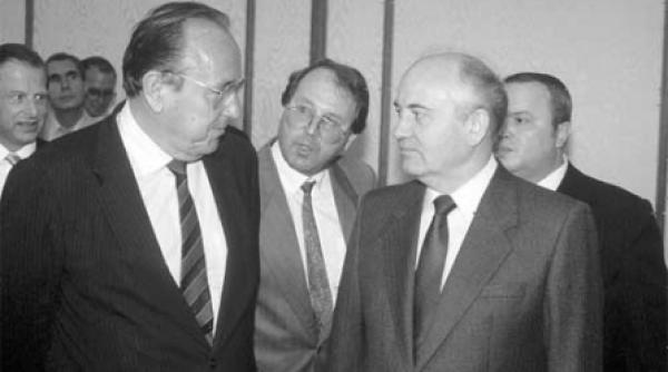 la moscova se zvonise ca est germanii trimit documente secrete in romania