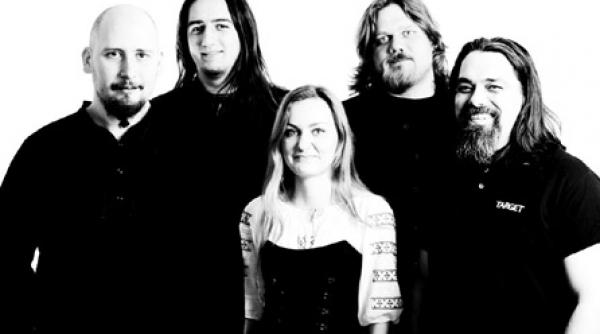 sus la cheia raiului cu formatia bucium