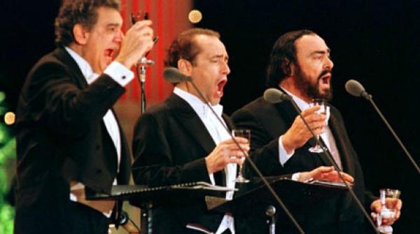 colinde celebre tenori celebri