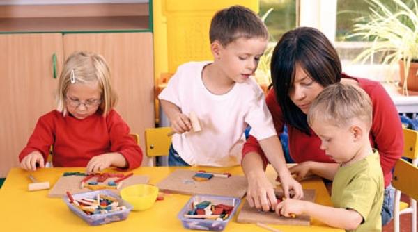 hai sa ne jucam copii